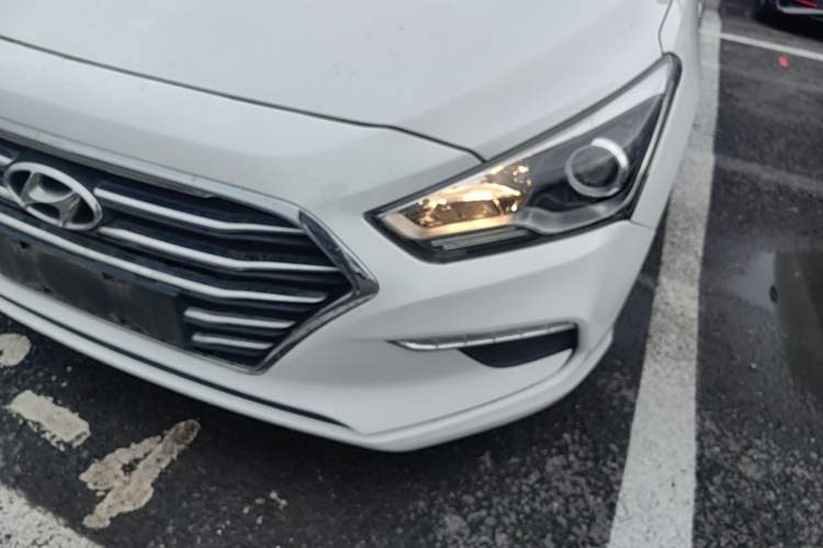 Used Hyundai Mistra 2017 1.6T Automatic Smart GLS China V Standard Left Front Headlight