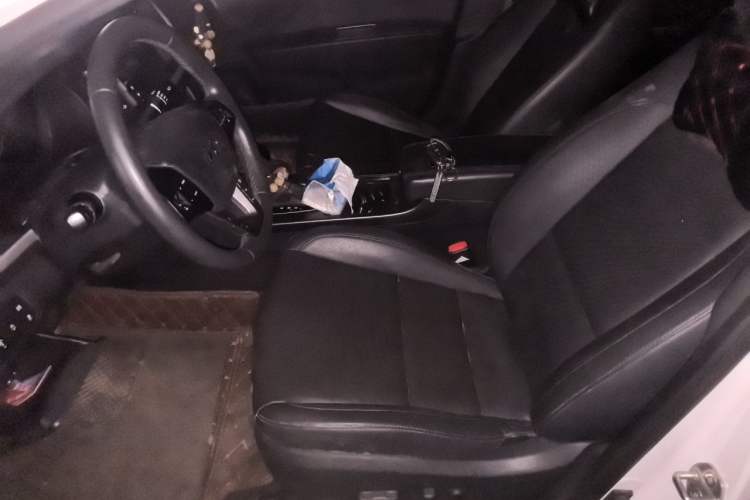 Used Hyundai Mistra 2017 1.8L Automatic Deluxe DLX Model China V Emission Standard Left Front Seat