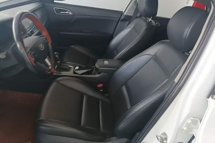 Used Hyundai Mistra 2017 1.8L Automatic Deluxe DLX Model China V Emission Standard Left Front Seat