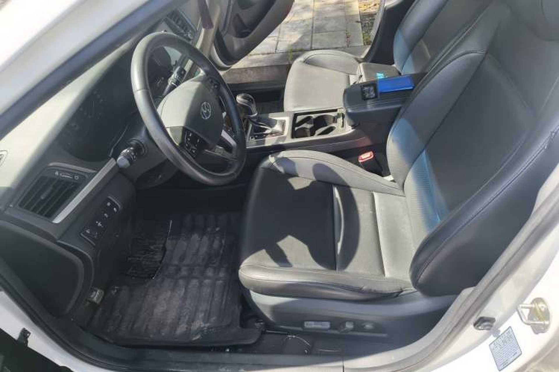 Used Hyundai Mistra 2017 1.8L Automatic Deluxe DLX Model China V Emission Standard Left Front Seat