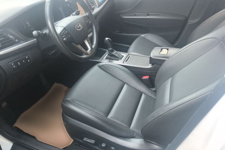 Used Hyundai Mistra 2017 1.8L Automatic Deluxe DLX Model China V Emission Standard Left Front Seat