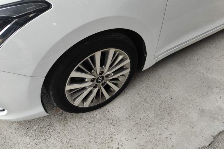 Used Hyundai Mistra 2017 1.8L Automatic Smart GLS China V Standard Left Front Wheel Hub