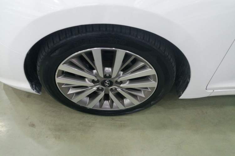Used Hyundai Mistra 2017 1.8L Automatic Smart GLS China V Standard Left Front Wheel Hub