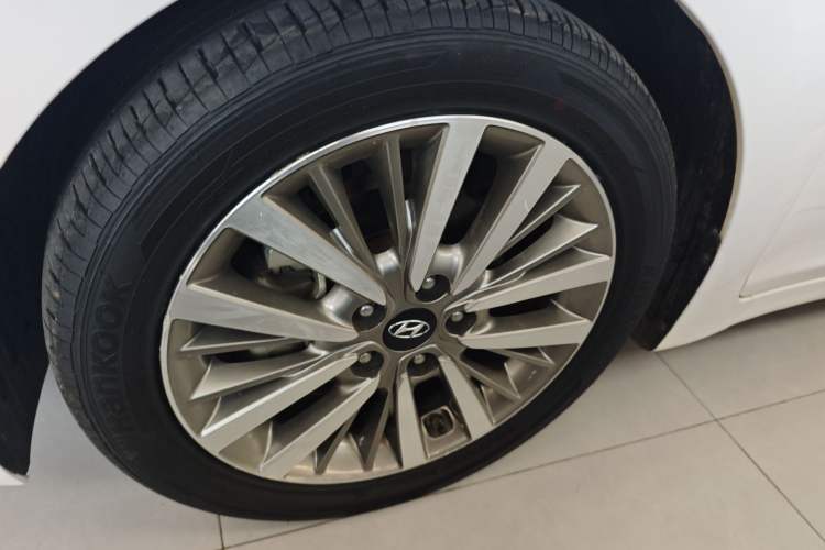 Used Hyundai Mistra 2017 1.8L Automatic Smart GLS China V Standard Left Front Wheel Hub