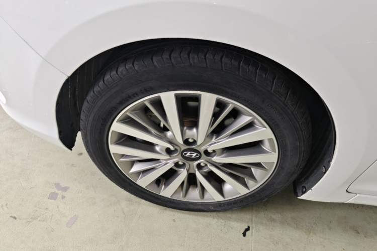 Used Hyundai Mistra 2017 1.6T Automatic Smart GLS China V Standard Left Front Wheel Hub