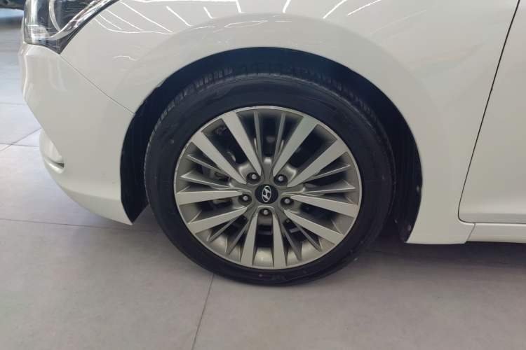Used Hyundai Mistra 2017 1.8L Automatic Smart GLS China V Standard Left Front Wheel Hub