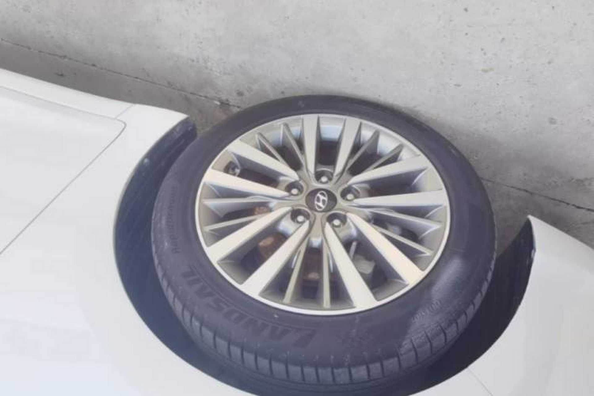 Used Hyundai Mistra 2017 1.8L Automatic Smart GLS China V Standard Left Front Wheel Hub