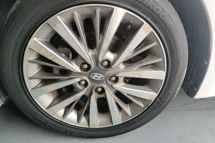 Used Hyundai Mistra 2017 1.8L Automatic Smart GLS China V Standard Left Front Wheel Hub