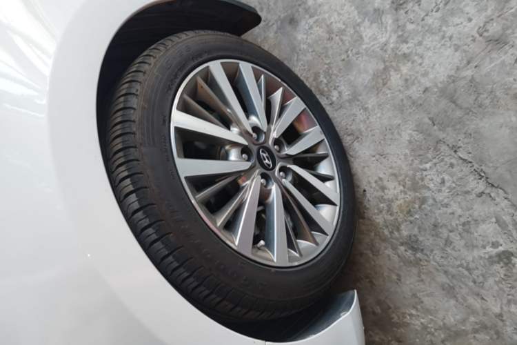 Used Hyundai Mistra 2017 1.6T Automatic Smart GLS China V Standard Left Front Wheel Hub