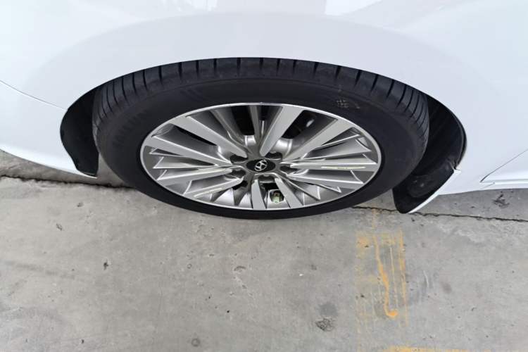Used Hyundai Mistra 2017 1.8L Automatic Smart GLS China V Standard Left Front Wheel Hub