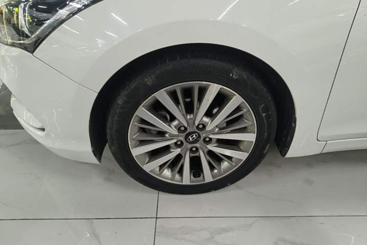Used Hyundai Mistra 2017 1.8L Automatic Smart GLS China V Standard Left Front Wheel Hub