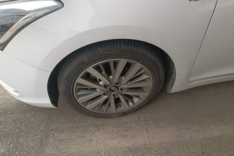 Used Hyundai Mistra 2017 1.8L Automatic Smart GLS China V Standard Left Front Wheel Hub