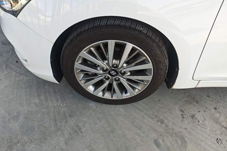 Used Hyundai Mistra 2017 1.6T Automatic Smart GLS China V Standard Left Front Wheel Hub