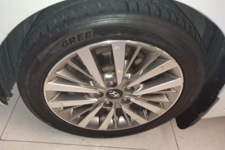 Used Hyundai Mistra 2017 1.6T Automatic Smart GLS China V Standard Left Front Wheel Hub