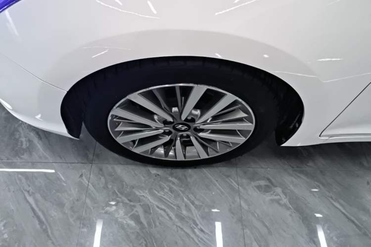Used Hyundai Mistra 2017 1.8L Automatic Smart GLS China V Standard Left Front Wheel Hub
