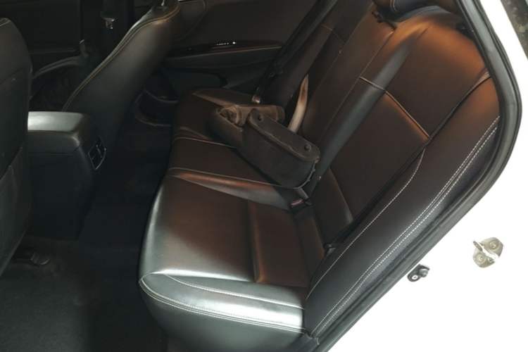 Used Hyundai Mistra 2017 1.6T Automatic Smart GLS China V Standard Left Rear Seat