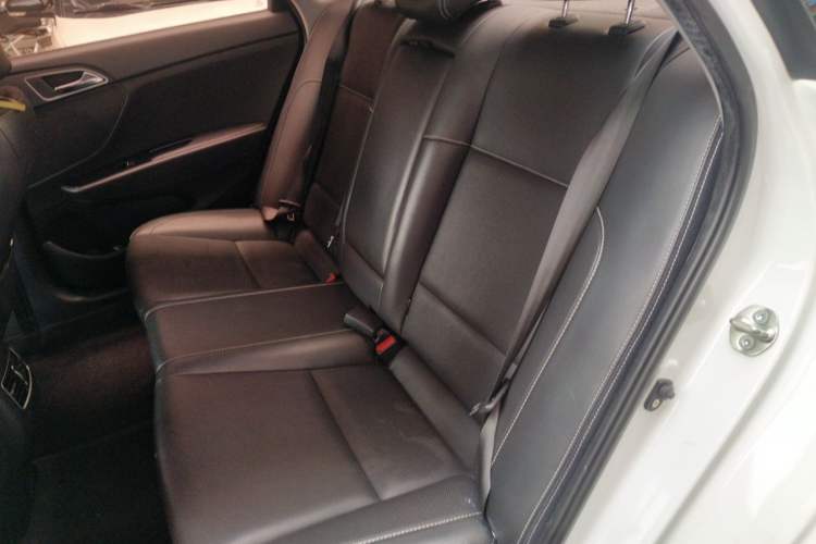 Used Hyundai Mistra 2017 1.6T Automatic Flagship Model TOP China V Emission Standard Left Rear Seat