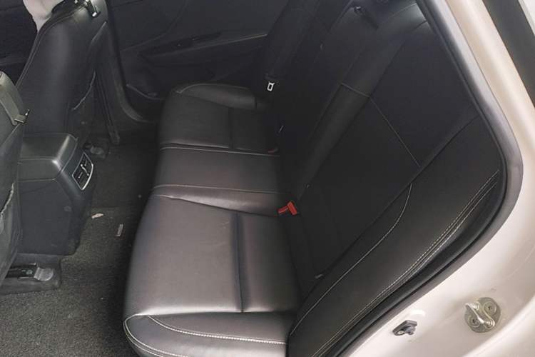 Used Hyundai Mistra 2017 1.6T Automatic Smart GLS China V Standard Left Rear Seat