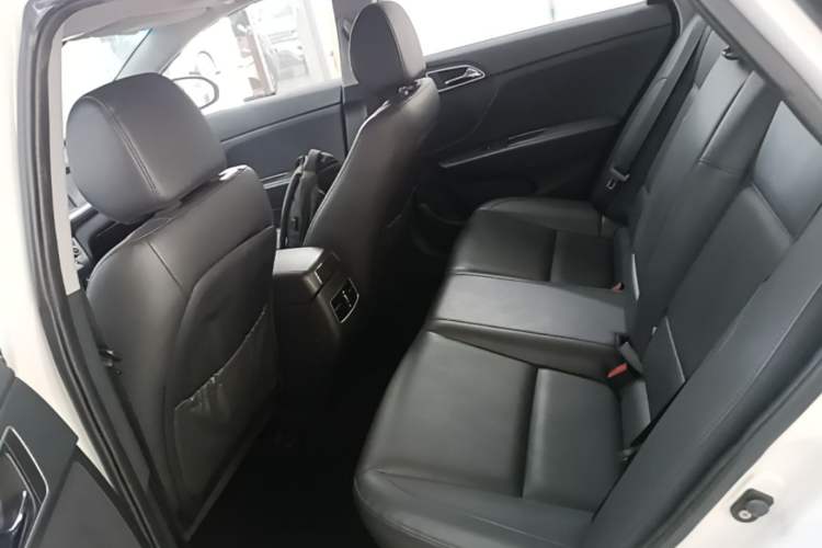 Used Hyundai Mistra 2017 1.8L Automatic Deluxe DLX Model China V Emission Standard Left Rear Seat