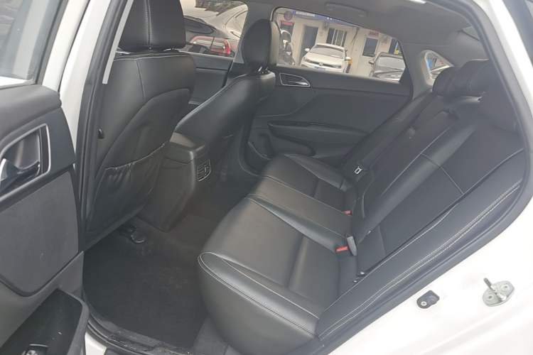 Used Hyundai Mistra 2017 1.6T Automatic Smart GLS China V Standard Left Rear Seat