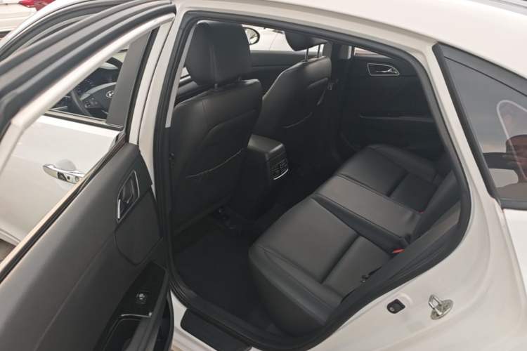 Used Hyundai Mistra 2017 1.8L Automatic Smart GLS China V Standard Left Rear Seat