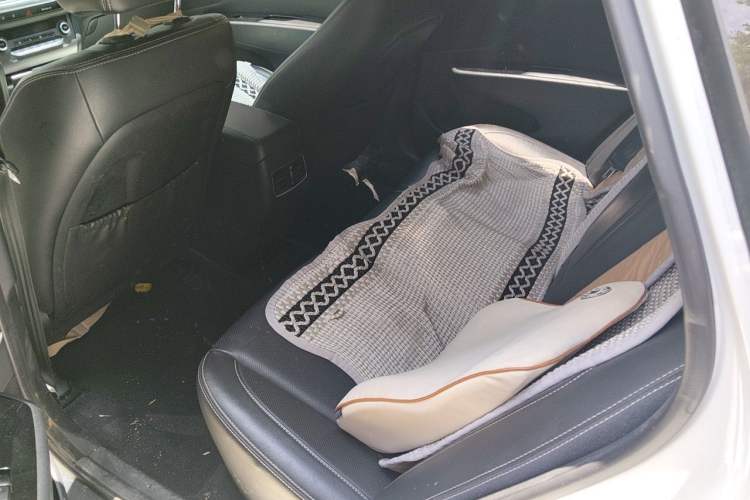 Used Hyundai Mistra 2017 1.6T Automatic Smart GLS China V Standard Left Rear Seat