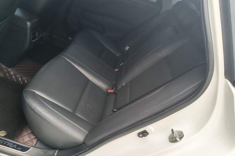 Used Hyundai Mistra 2017 1.8L Automatic Smart GLS China V Standard Left Rear Seat