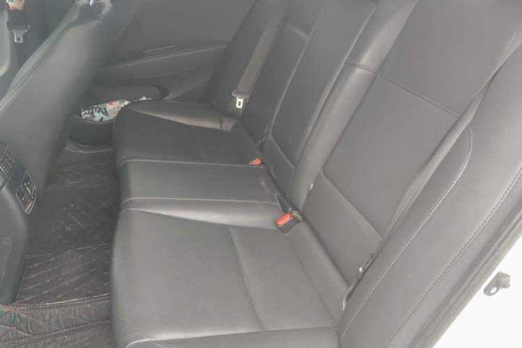 Used Hyundai Mistra 2017 1.8L Automatic Deluxe DLX Model China V Emission Standard Left Rear Seat