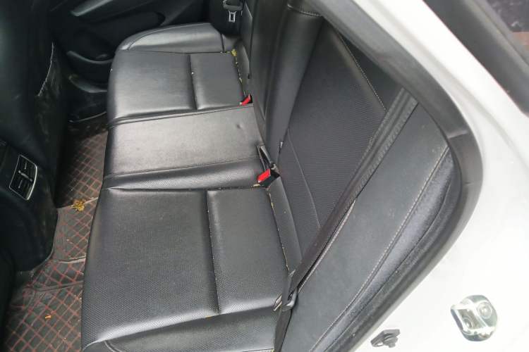 Used Hyundai Mistra 2017 1.8L Automatic Deluxe DLX Model China V Emission Standard Left Rear Seat