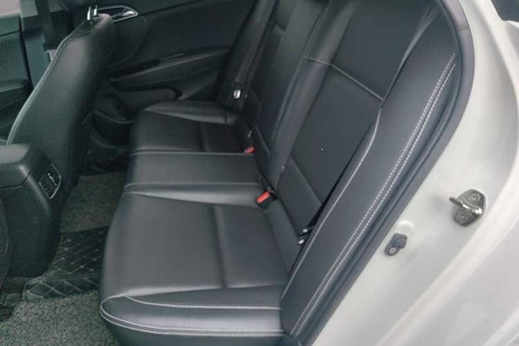 Used Hyundai Mistra 2017 1.6T Automatic Smart GLS China V Standard Left Rear Seat