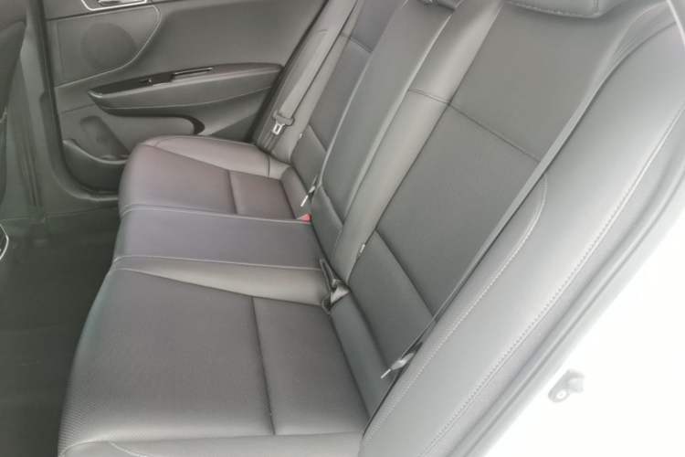 Used Hyundai Mistra 2017 1.8L Automatic Smart GLS China V Standard Left Rear Seat