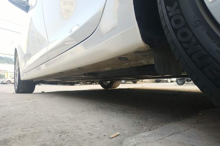 Used Hyundai Mistra 2017 1.8L Automatic Deluxe DLX Model China V Emission Standard Left Side Sill