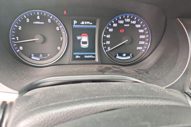 Used Hyundai Mistra 2017 1.8L Automatic Deluxe DLX Model China V Emission Standard Odometer Close Up