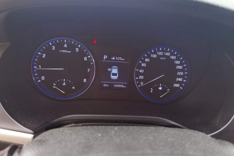 Used Hyundai Mistra 2017 1.6T Automatic Smart GLS China V Standard Odometer Close Up