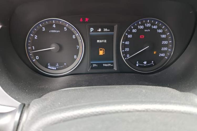Used Hyundai Mistra 2017 1.8L Automatic Deluxe DLX Model China V Emission Standard Odometer Close Up