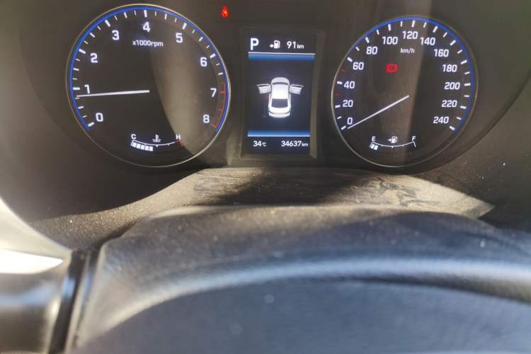 Used Hyundai Mistra 2017 1.8L Automatic Deluxe DLX Model China V Emission Standard Odometer Close Up
