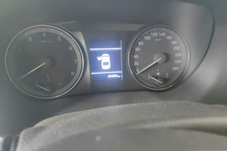 Used Hyundai Mistra 2017 1.6T Automatic Smart GLS China V Standard Odometer Close Up