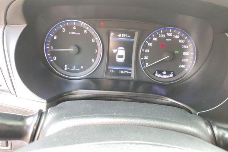 Used Hyundai Mistra 2017 1.8L Automatic Deluxe DLX Model China V Emission Standard Odometer Close Up