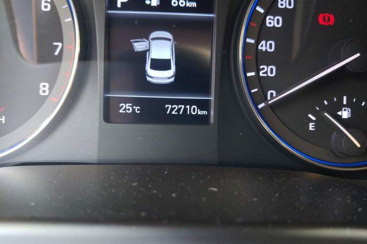 Used Hyundai Mistra 2017 1.6T Automatic Smart GLS China V Standard Odometer Close Up