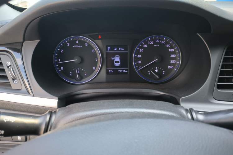 Used Hyundai Mistra 2017 1.8L Automatic Smart GLS China V Standard Odometer Close Up