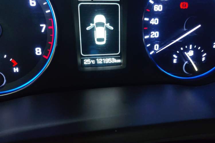 Used Hyundai Mistra 2017 1.6T Automatic Smart GLS China V Standard Odometer Close Up