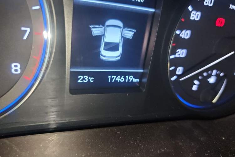 Used Hyundai Mistra 2017 1.8L Automatic Smart GLS China V Standard Odometer Close Up