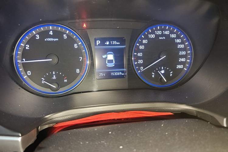 Used Hyundai Mistra 2017 1.6T Automatic Smart GLS China V Standard Odometer Close Up
