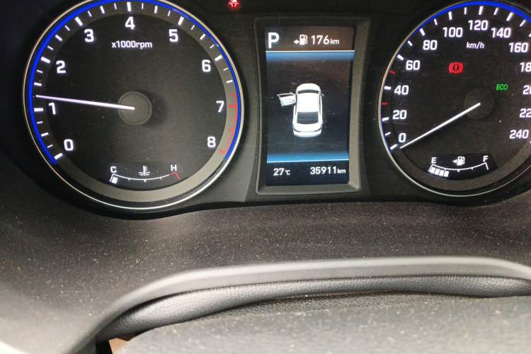Used Hyundai Mistra 2017 1.8L Automatic Deluxe DLX Model China V Emission Standard Odometer Close Up