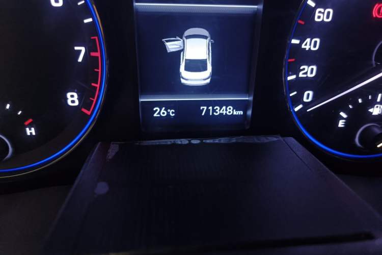 Used Hyundai Mistra 2017 1.6T Automatic Smart GLS China V Standard Odometer Close Up