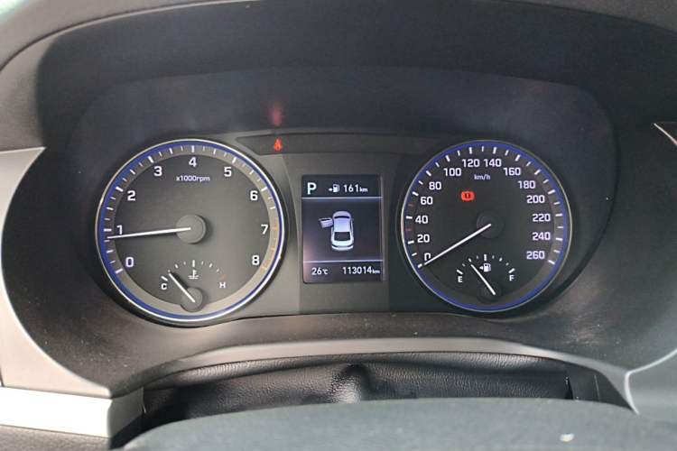 Used Hyundai Mistra 2017 1.6T Automatic Smart GLS China V Standard Odometer Close Up