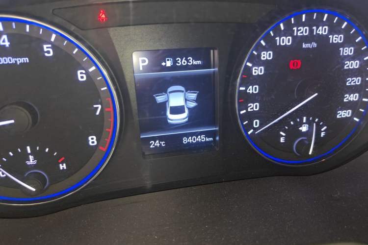 Used Hyundai Mistra 2017 1.6T Automatic Smart GLS China V Standard Odometer Close Up