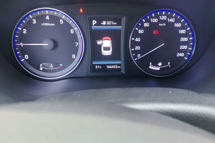 Used Hyundai Mistra 2017 1.8L Automatic Deluxe DLX Model China V Emission Standard Odometer Close Up