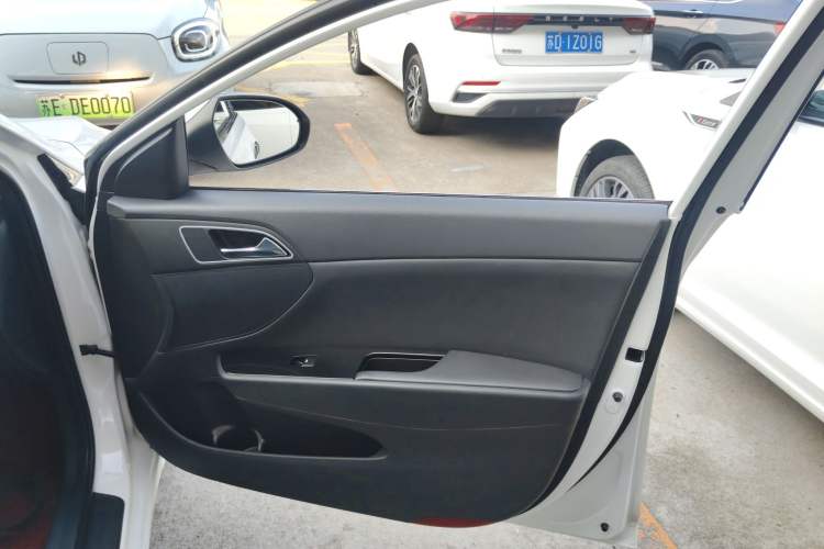 Used Hyundai Mistra 2017 1.8L Automatic Smart GLS China V Standard Right Front Door Interior