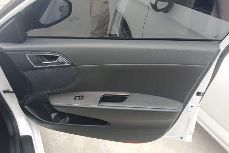 Used Hyundai Mistra 2017 1.8L Automatic Smart GLS China V Standard Right Front Door Interior